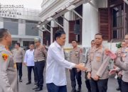 Kunjungan SPDB Brigjen Pol. (P) Drs. Pangeran Edward Syah Pernong di Polrestabes Surabaya, Beri Motivasi dan Ilmu Kepolisian kepada Anggota