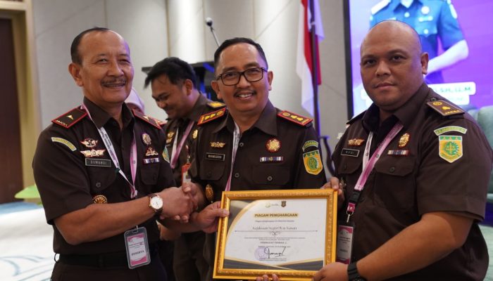 Kejari Way Kanan Raih Peringkat II PAPBB Lampung 2025