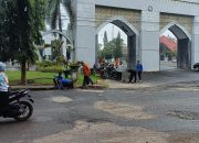 Kegiatan Jum’at Bersih di Islamic Center Way Kanan Di pimpin Langsung Kadis PU