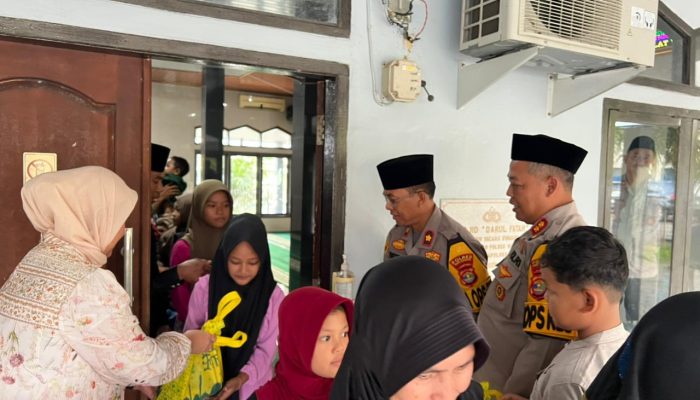 Kapolres Way Kanan Buka Bersama Anak Yatim Piatu di Penghujung Bulan Ramadhan 1447 H