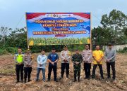 Gotong Royong Perbaikan Jalan Yang Rusak Parah, Jalur Kasui Banjit, Masyarakat dan Sopir Bersatu Bergotong Royong Perbaikan Jalan