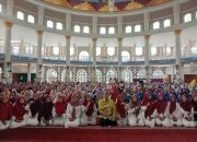 Pemkot Metro Bagikan 2.500 Bingkisan di Penutupan Syiar Ramadhan