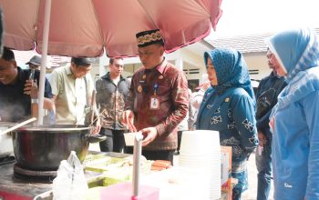 Pemkot Metro Luncurkan Bazar Jumat Djajan, Dorong UMKM Naik Kelas