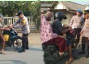 Menyambut HUT RI ke – 81 polsek kasui berbagi Bendera Merah Putih kepada Pengguna Jalan,